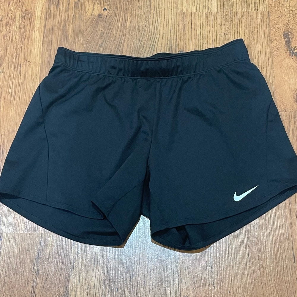 Black Nike shorts